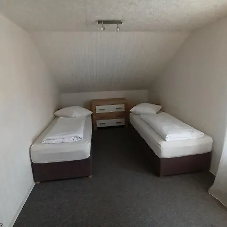 3 Zimmerwohnung Optimal Fuer Monteure * 罗伊特林根